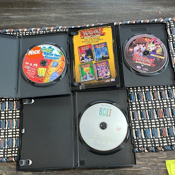 🌟SALE! 3 for $14!!🌟 Set of 3 DVDs Bolt, SpongeBob, and Yu-Gi-Oh. - Picture 3 of 3